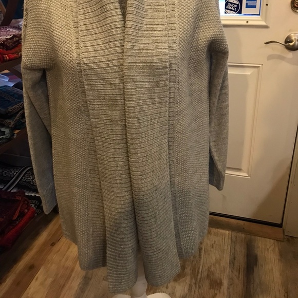 Lovely Soft and Warm Alpaca Cardigan Sweater - Picture 1 of 6
